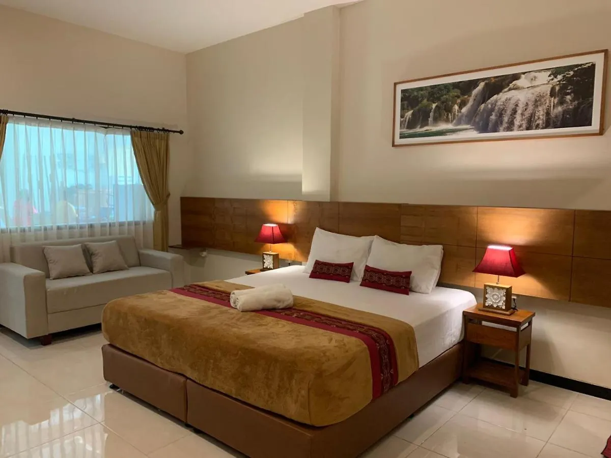 Kuta Suci Beach Hotel 2*, Kuta Lombok