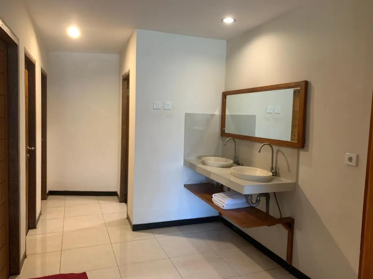 Kuta Suci Beach Hotel
